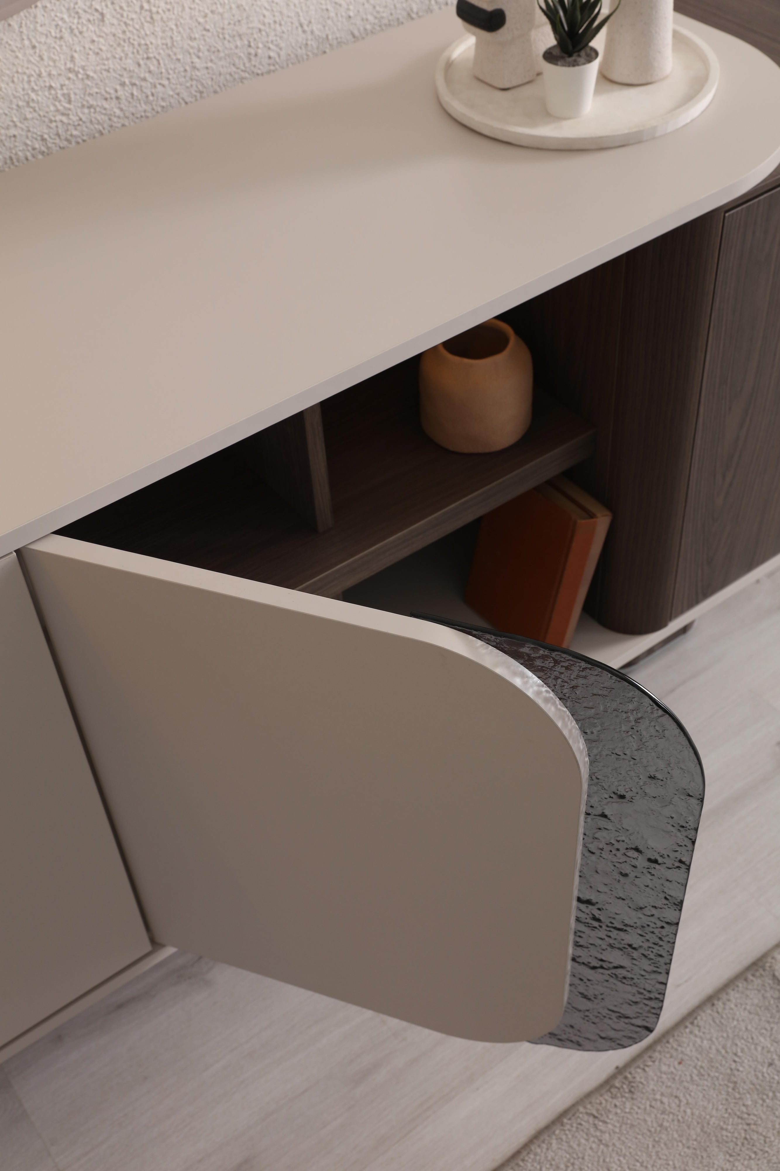 Armani Yemek Odası Takımı
